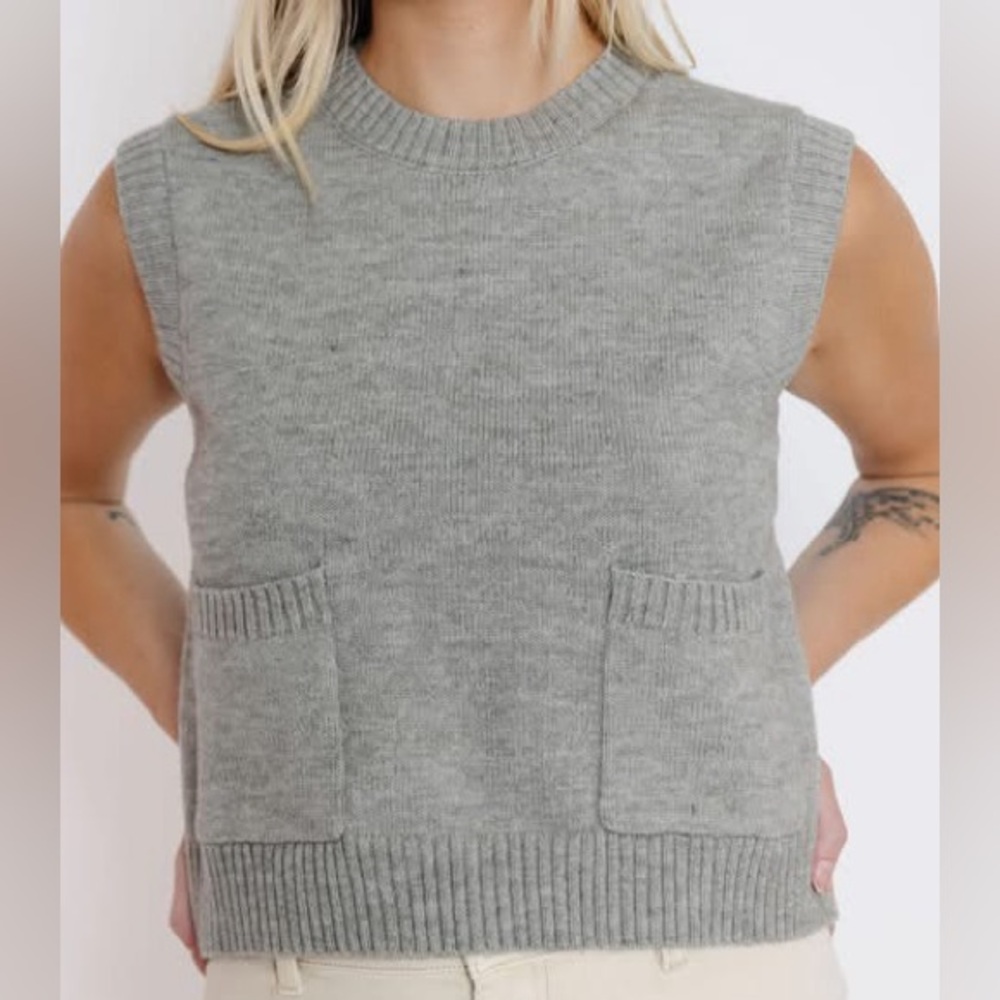 NWT Miou Muse Sweater Vest Top